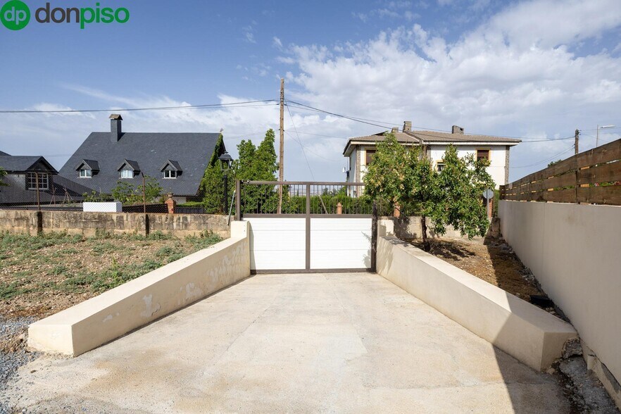 Carretera Nueva, 3, Monachil, Granada en venta - Foto del edificio - Imagen 2 de 17