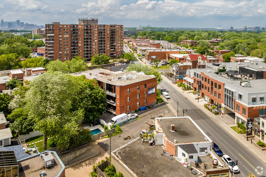 651 Av Victoria, St-Lambert, QC en alquiler - Vista aérea - Imagen 2 de 4