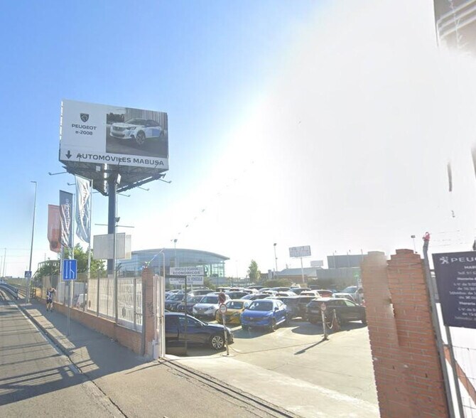 Calle Argentina, 4, Alcorcón, Madrid en venta - Foto del edificio - Imagen 2 de 2