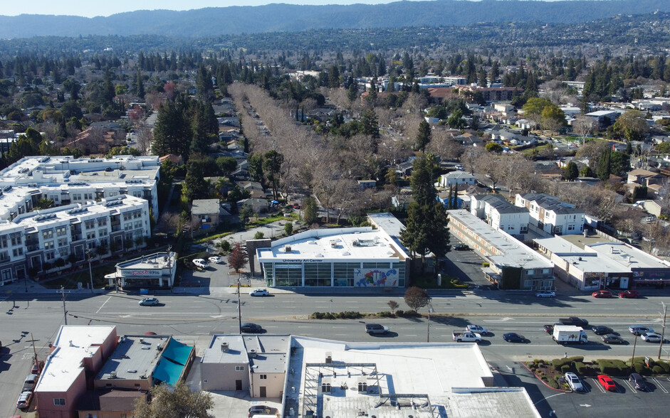 2550 El Camino Real, Redwood City, CA en alquiler - Foto del edificio - Imagen 3 de 27