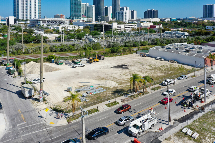 2150 N Miami Ave, Miami, FL en alquiler - Foto del edificio - Imagen 2 de 6