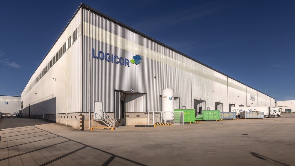 Camino Alovera, 5, Cabanillas del Campo, Guadalajara en alquiler - Foto de la construcción - Imagen 3 de 7