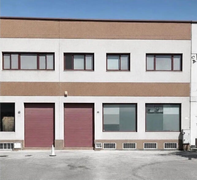 Nave en Seseña, Toledo en venta - Foto del edificio - Imagen 1 de 8