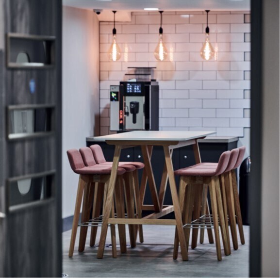 210-222 Hagley Rd W, Oldbury en alquiler Foto del edificio- Imagen 1 de 9