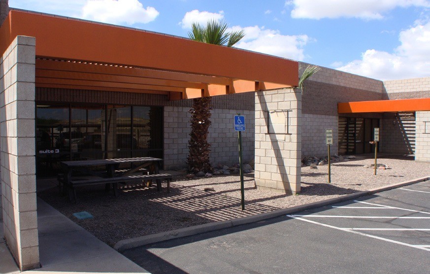 216 S Alma School Rd, Mesa, AZ en alquiler - Foto del edificio - Imagen 2 de 7