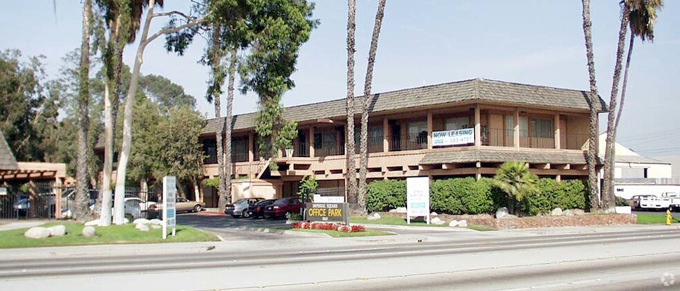 12631 E Imperial Hwy, Santa Fe Springs, CA en alquiler - Foto del edificio - Imagen 1 de 3