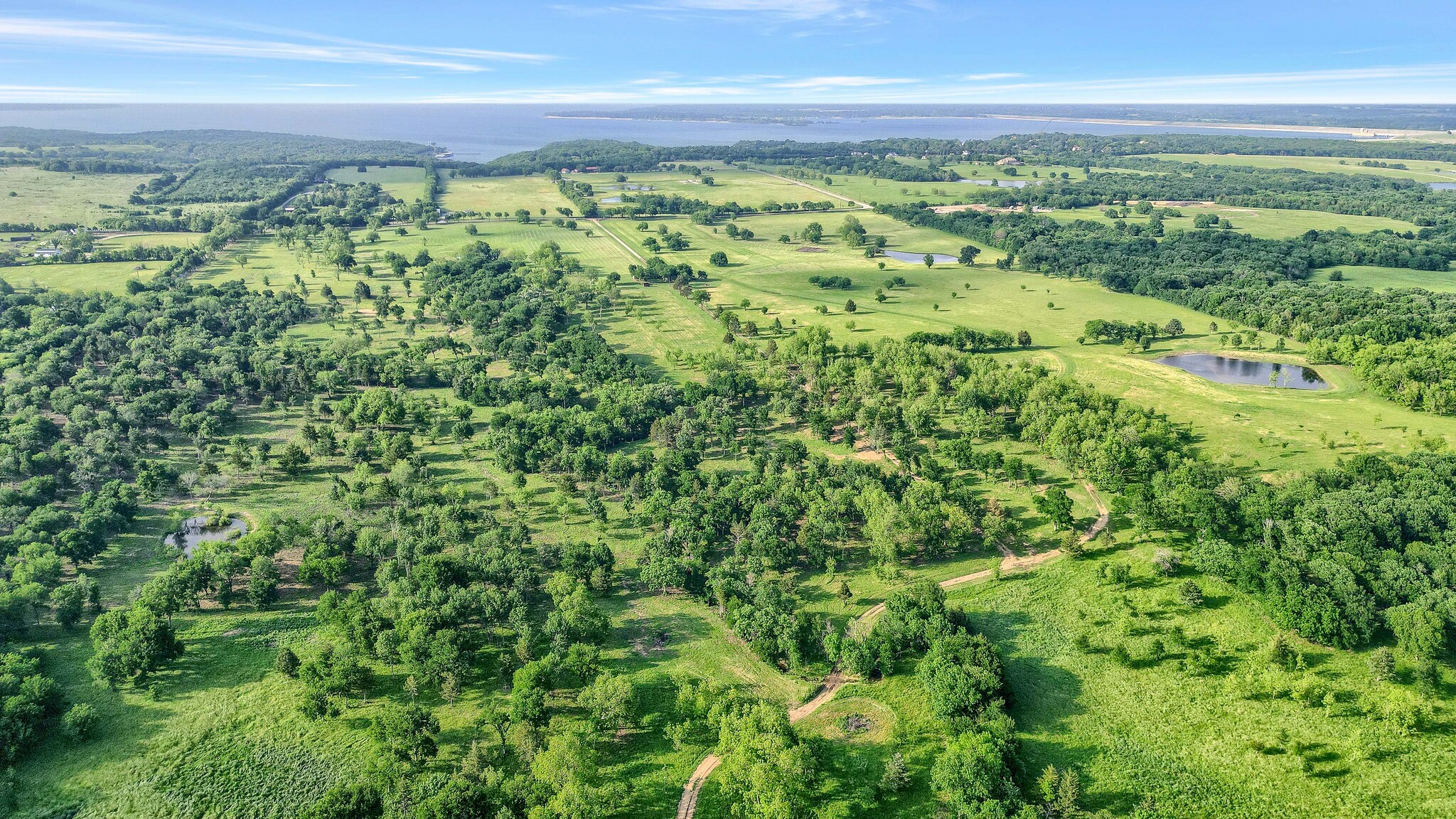 000 000 Eisenhower Rd., Denison, TX en venta Foto del edificio- Imagen 1 de 14