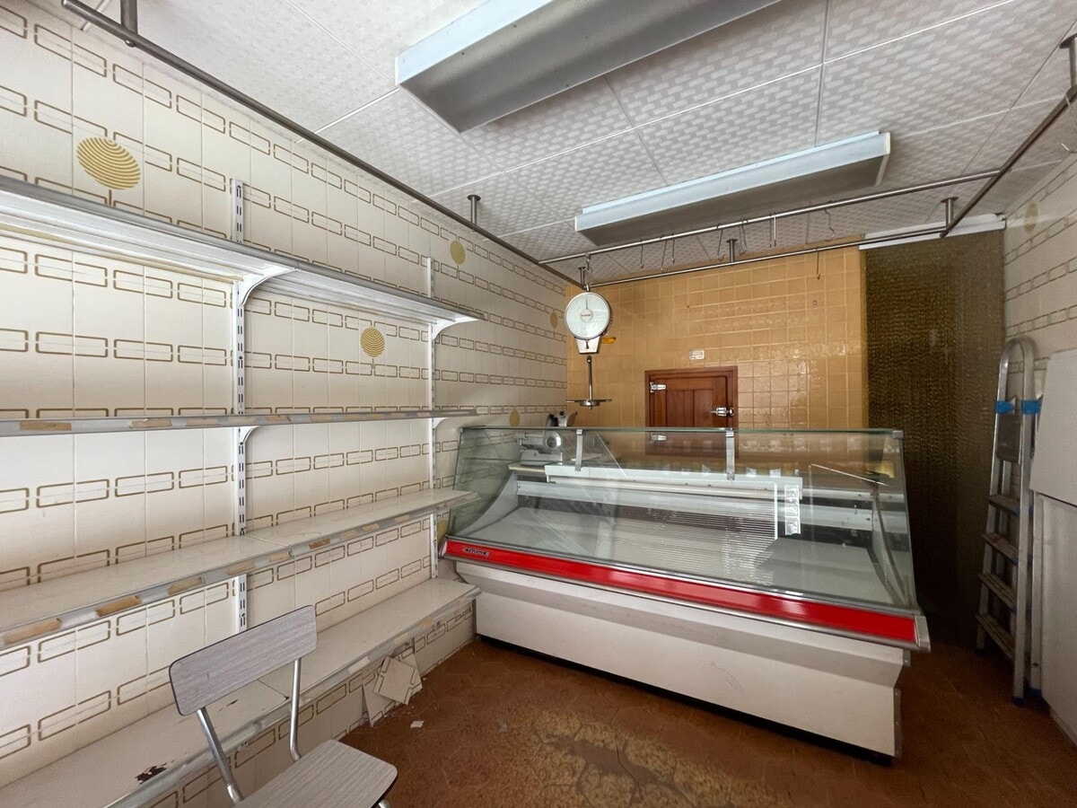 Calaf, BAR 08280 - Unidad Pt01 - - Foto del interior - Image 1 of 7