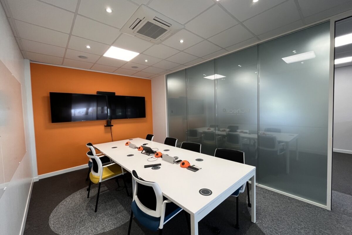 Sigford Rd, Exeter, DEV EX2 8NL - Unidad 4 - - Foto del interior - Image 1 of 3