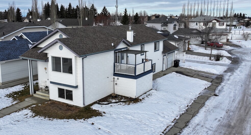 62 Landsdowne Dr, Spruce Grove, AB en venta - Foto principal - Imagen 1 de 15