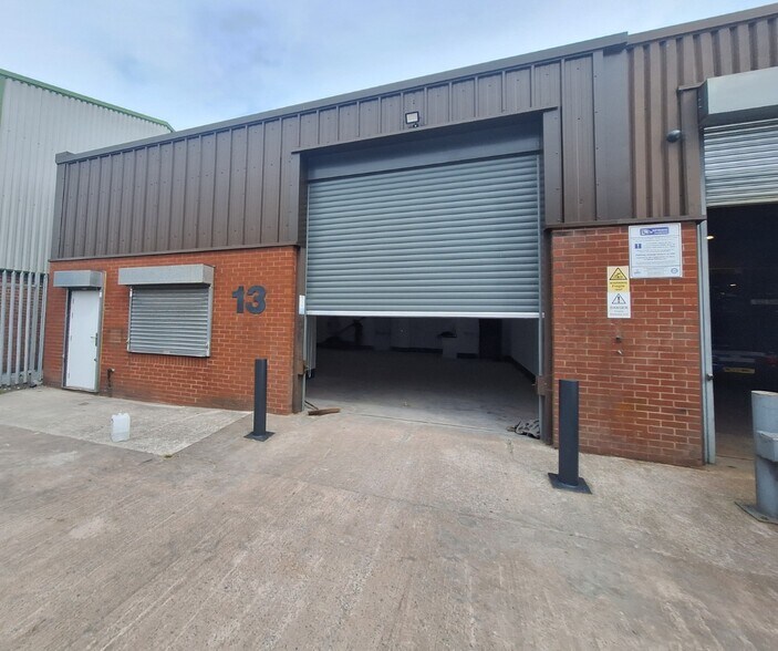 Woodrow Way, Manchester en alquiler - Foto del edificio - Imagen 3 de 4