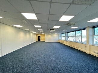 Más detalles de Stirling Way, Peterborough - Nave en alquiler