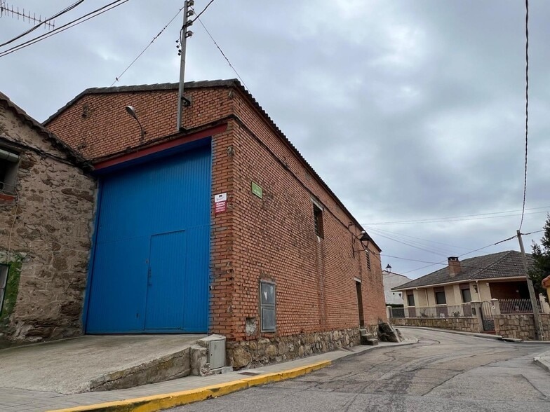 Nave en El Vellón en alquiler - Foto del edificio - Imagen 2 de 6