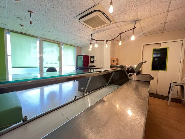 Más detalles de Local en alquiler