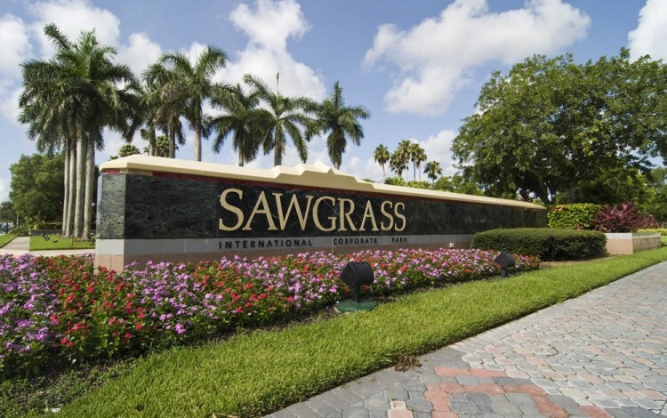 501 - 599 Sawgrass Corporate Parkway, Sunrise, FL en alquiler Foto del edificio- Imagen 1 de 9