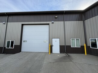 Más detalles para 3300-3304 Hamilton St, Bismarck, ND - Naves en alquiler