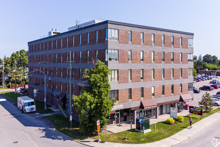 2255 Carling Ave, Ottawa, ON en alquiler - Foto del edificio - Imagen 1 de 12