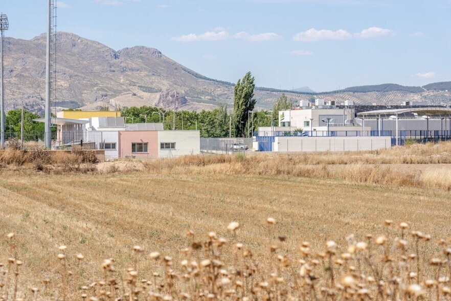 Terreno en Santa Fe, Granada en venta - Foto del edificio - Imagen 2 de 26