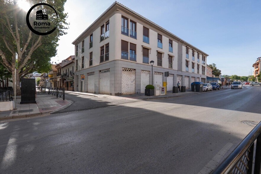 Local en Ogíjares en venta - Foto del edificio - Imagen 2 de 27