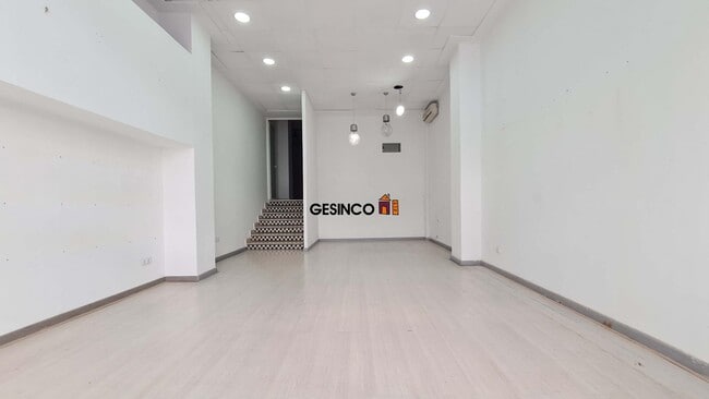 Más detalles de Carrer del Dos de Mayo, 9, Ontinyent - Local en alquiler