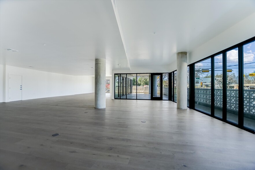 2209 S First St, Austin, TX en venta - Foto del edificio - Imagen 2 de 25