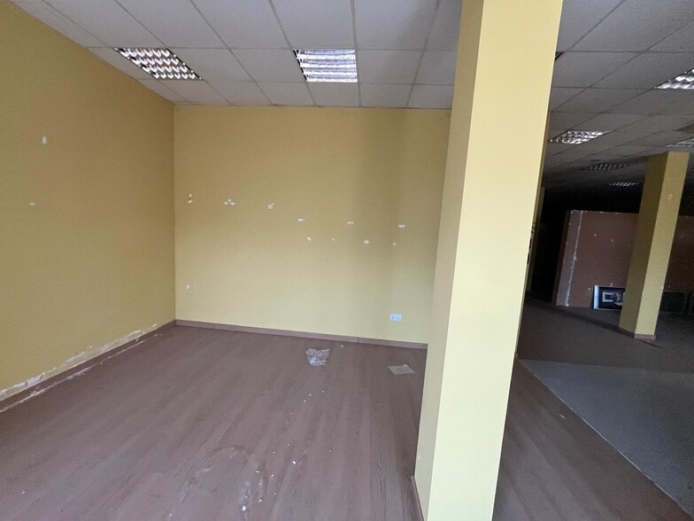 Nave en Mondéjar, Guadalajara en venta - Foto del interior - Imagen 3 de 31
