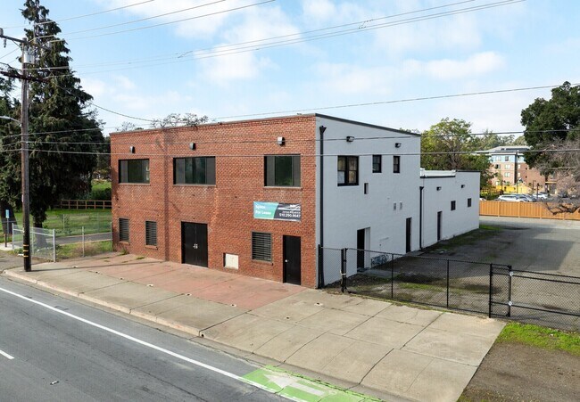 Más detalles de 1448 A St, Castro Valley, CA - Local en venta