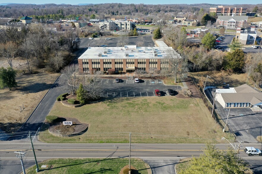 6501 Deane Hill Dr, Knoxville, TN en venta - Foto del edificio - Imagen 2 de 20