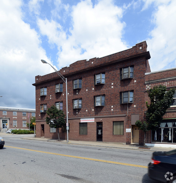 54 Exchange St, Pawtucket, RI en alquiler - Foto del edificio - Imagen 2 de 2