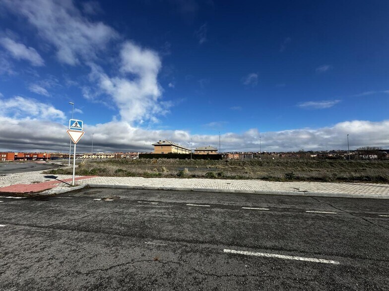 Calle de Diente de León, Ávila, Ávila en venta - Foto de la construcción - Imagen 3 de 8