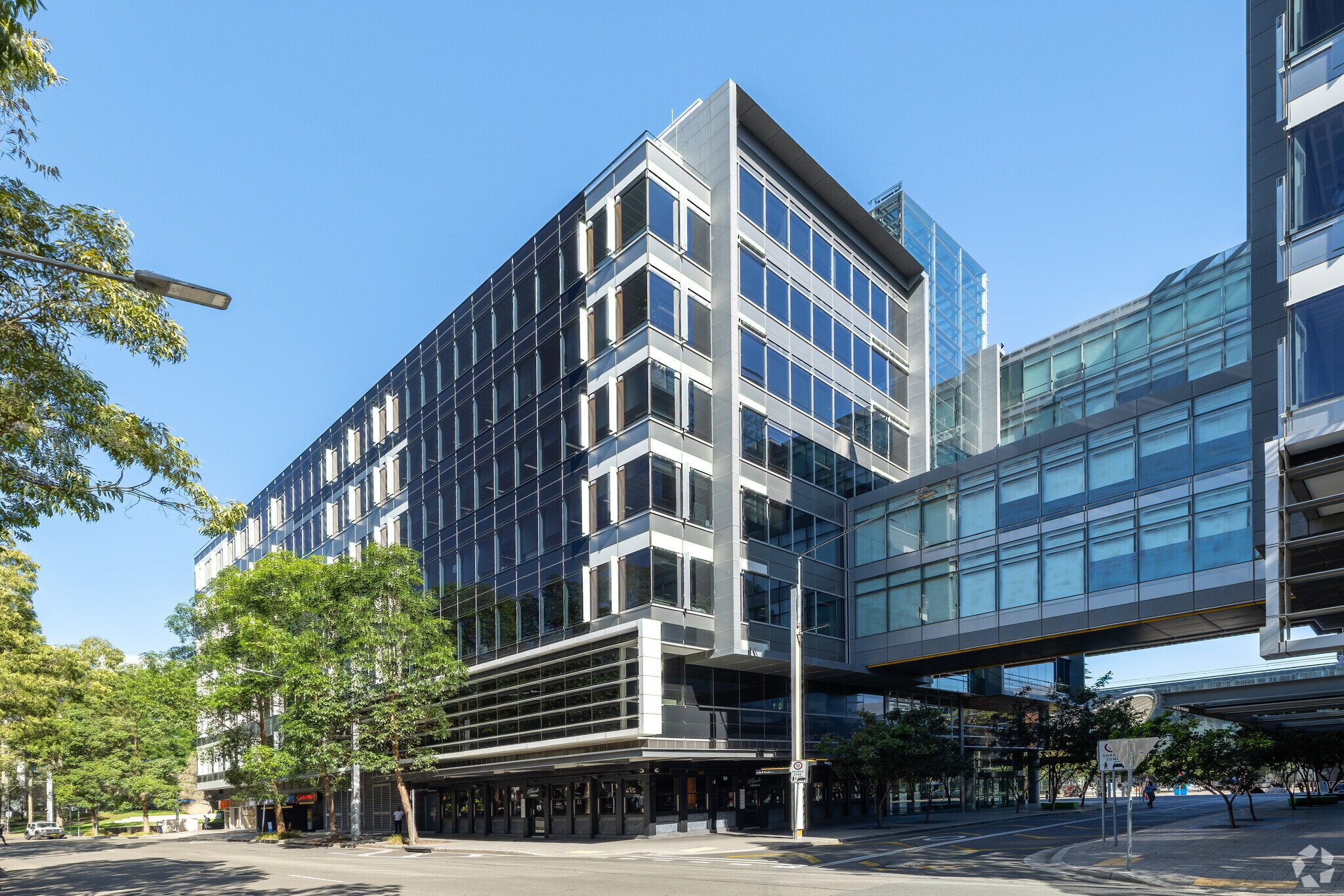 4 Dawn Fraser Ave, Sydney en alquiler Foto principal- Imagen 1 de 7