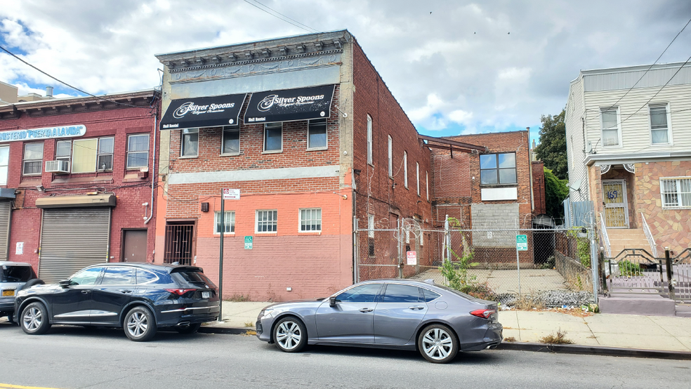 161 Jamaica Ave, Brooklyn, NY en alquiler - Foto del edificio - Imagen 1 de 38