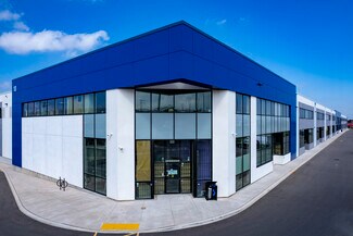 Más detalles de 10 Lightbeam Ter, Brampton, ON - Nave en alquiler