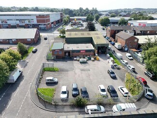 Más detalles de 115 Huddersfield Rd, Oldham - Nave en venta