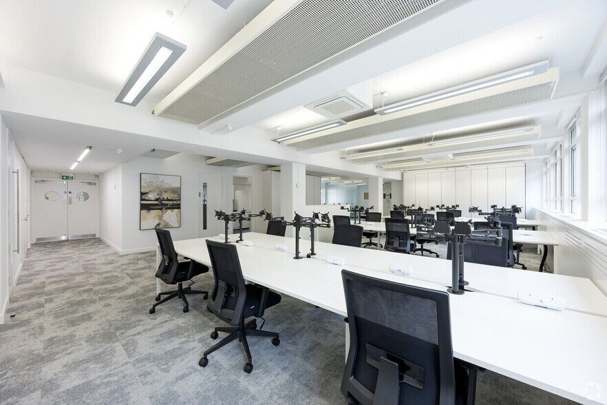 11 Hills Pl, London en alquiler - Foto del edificio - Imagen 3 de 12