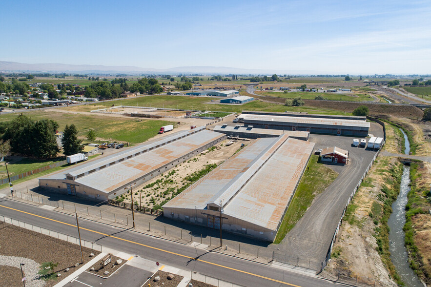 300 E Avenue Granger cartera de 5 inmuebles en venta en LoopNet.es - Foto del edificio - Imagen 1 de 5