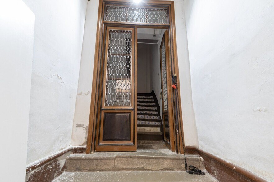 en Granada en venta - Foto del edificio - Imagen 2 de 50