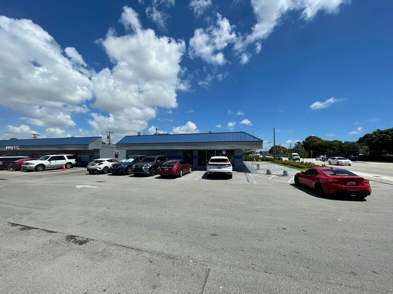 1050-1090 E 8th Ave, Hialeah, FL en alquiler - Foto del edificio - Imagen 3 de 10