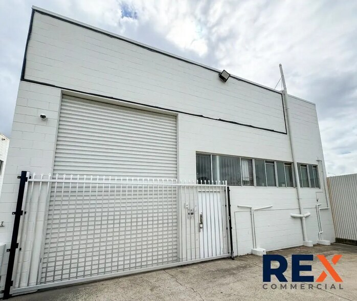 3325 Logan Rd, Slacks Creek en alquiler - Foto del edificio - Imagen 2 de 2