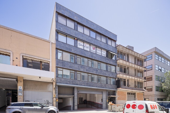 Más detalles de Calle Alfonso Gómez, 41, Madrid - Oficina en venta