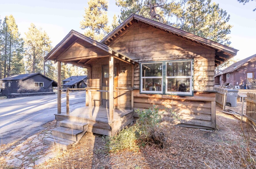 449 Georgia St, Big Bear Lake, CA en venta - Foto del edificio - Imagen 2 de 24