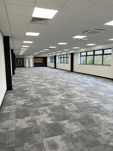 Unit 720 Daten Ave, Warrington en alquiler - Foto del edificio - Imagen 3 de 12