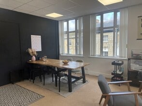 12 Lemon St, Truro en alquiler Foto del interior- Imagen 2 de 6