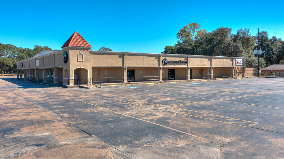 5819 10th St, Katy, TX en alquiler - Foto del edificio - Imagen 2 de 43