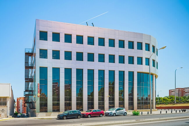 Más detalles de Calle de Antonio López, 249, Madrid - Oficina en venta