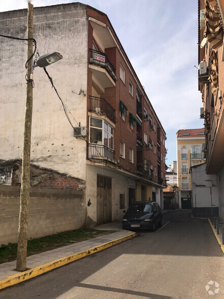 Calle del Alba, 7, Talavera De La Reina, Toledo en venta - Foto del edificio - Imagen 2 de 2