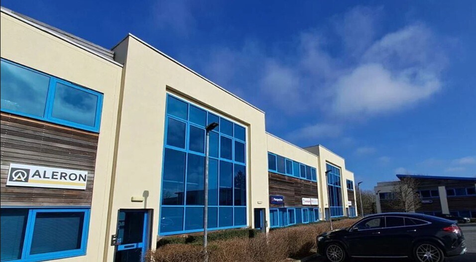 1-4 Whittle Ct, Milton Keynes en alquiler - Foto del edificio - Imagen 2 de 2