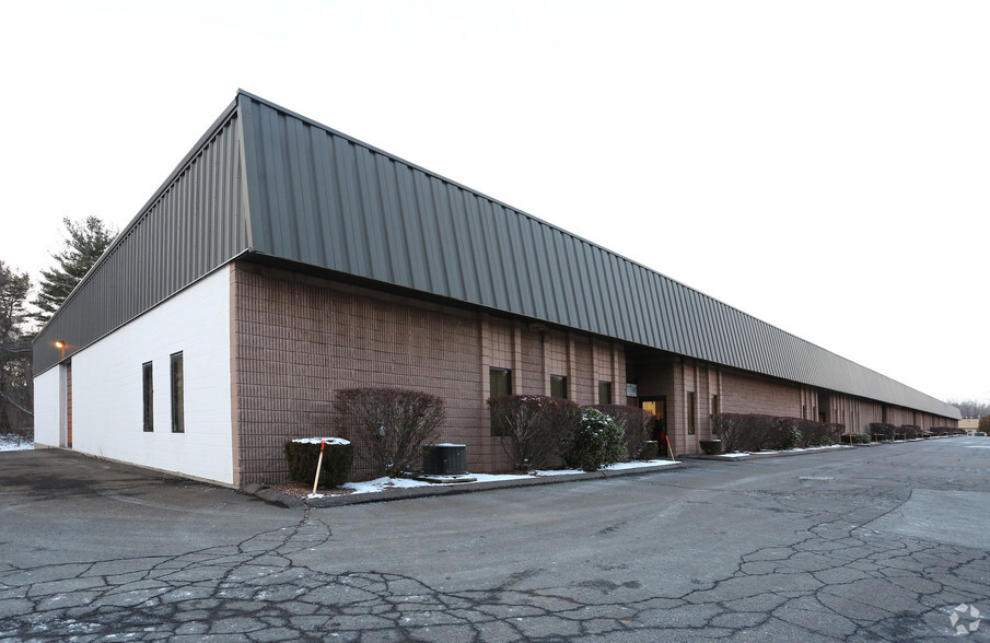 65 N Plains Industrial Rd, Wallingford, CT en venta - Foto del edificio - Imagen 2 de 5