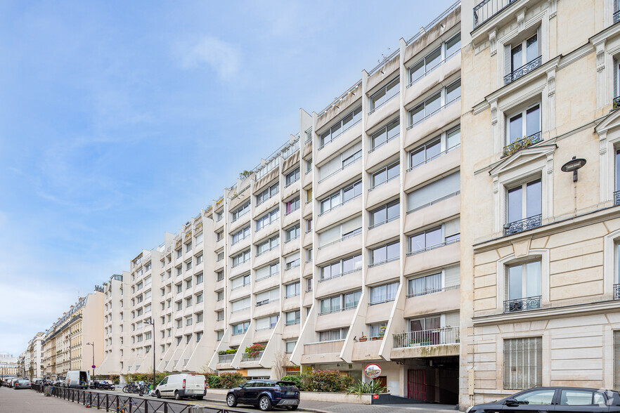 Edificio residencial en Paris en venta - Foto principal - Imagen 1 de 5