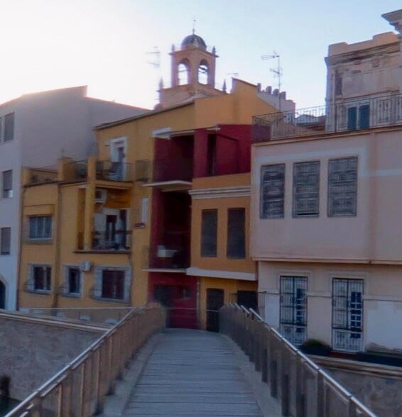 Edificio residencial en Orihuela, Alicante en venta - Foto del edificio - Imagen 2 de 8